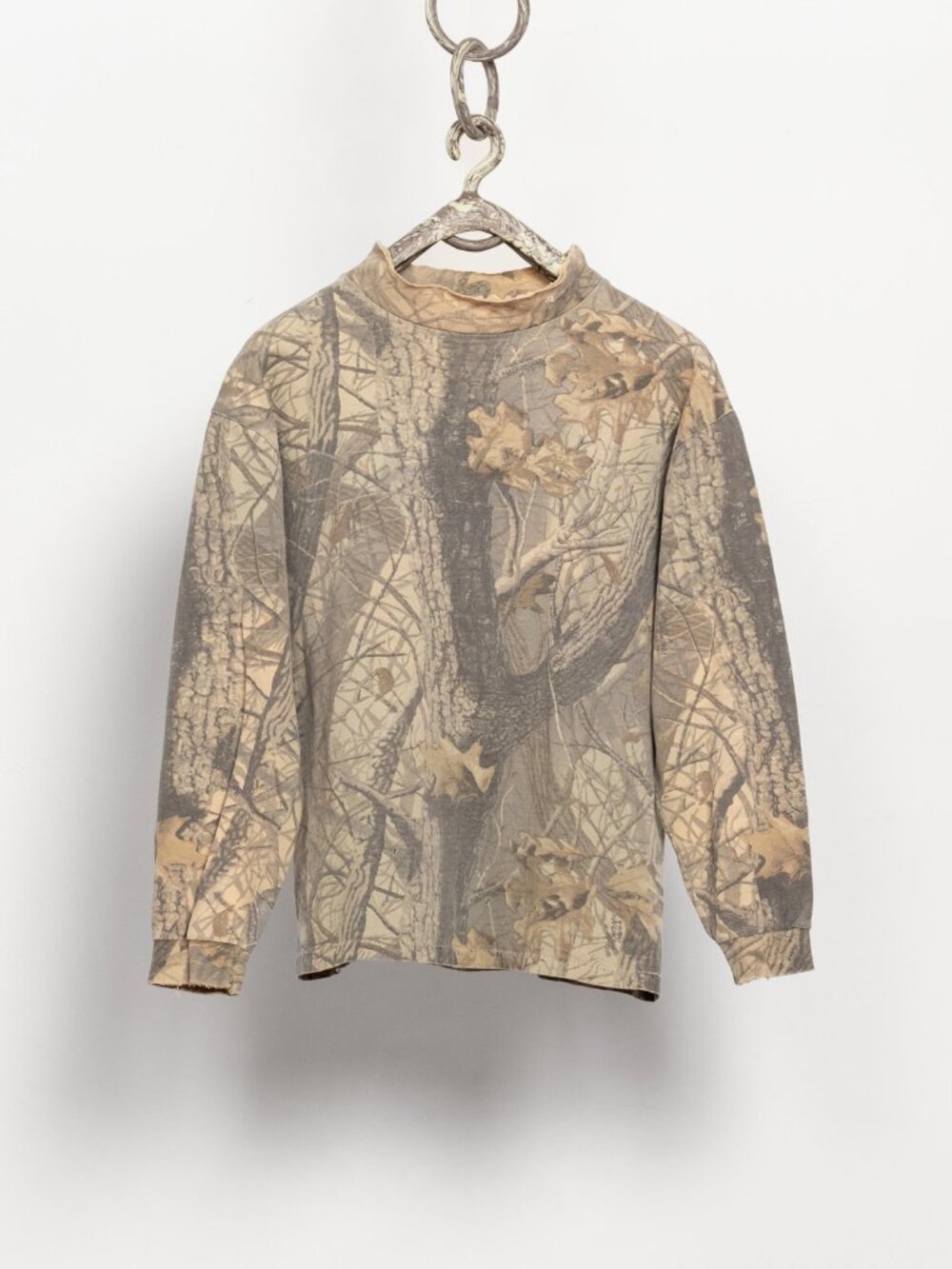 Vintage Camo T-Shirt: Ripped Tees Cotton Knit (Large)